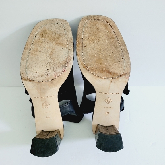 New Donald Pliner Suede Block Heel Sandals, Size 8 - Picture 6 of 7